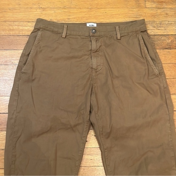 Flint and Tinder The Cool Chinos in Earth Tan, size 31 - Picture 2 of 11